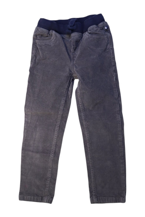 A Grey Casual Pants from Petit Bateau in size 6T for boy. (Front View)