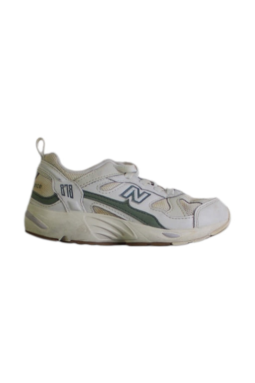 A White Sneakers from New Balance in size 5T for neutral. (Front View)