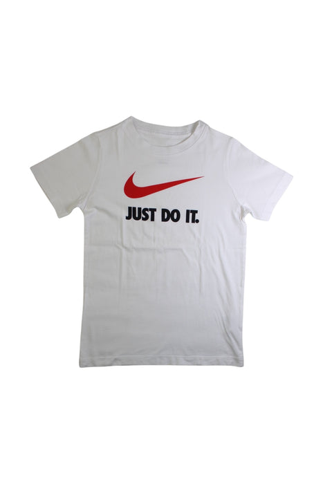 A White Short Sleeve T Shirts from Nike in size 10Y for neutral. (Front View)