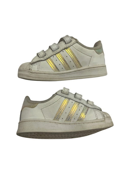 A White Sneakers from Adidas in size 18-24M for girl. (Front View)