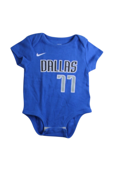 A Blue Short Sleeve Bodysuits from Nike in size 0-3M for boy. (Front View)