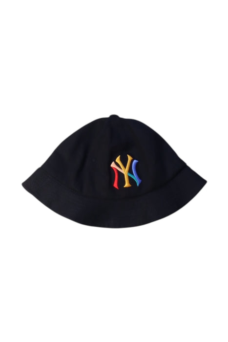 A Multicolour Caps from MLB in size 7Y for neutral. (Front View)