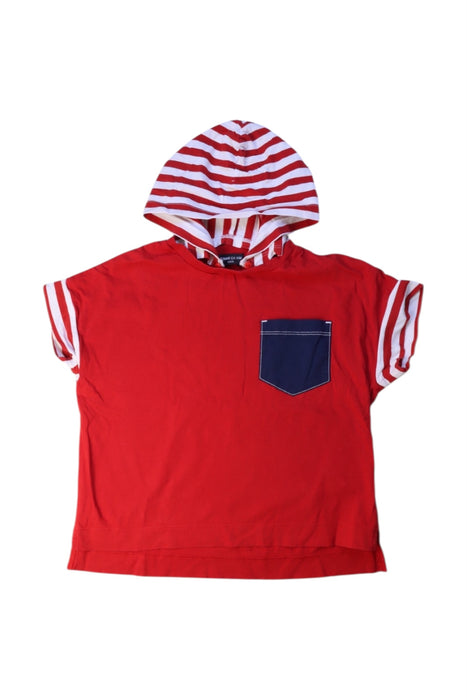 A Red Hooded Sweatshirts from Comme Ca Ism in size 4T for boy. (Front View)