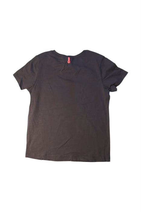 A Multicolour Short Sleeve T Shirts from Momonittu in size 8Y for girl. (Back View)