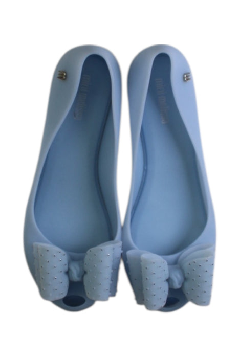 A Blue Flats from Mini Melissa in size 10Y for girl. (Back View)