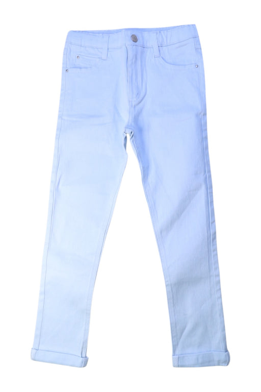 A White Jeans from Tutto Piccolo in size 5T for boy. (Front View)