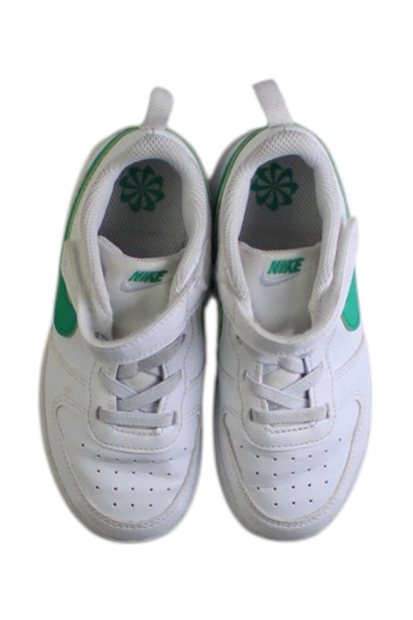 A White Sneakers from Nike in size 4T for boy. (Back View)