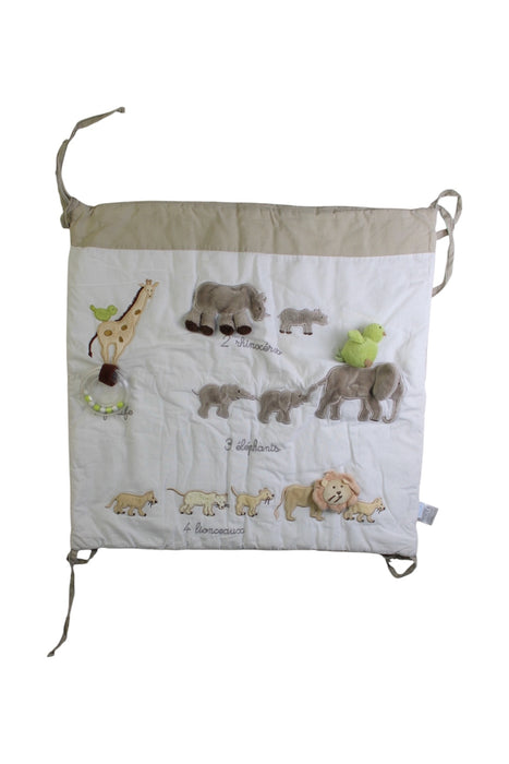 A Beige Playmats from Jacadi in size 3-6M for boy. (Front View)