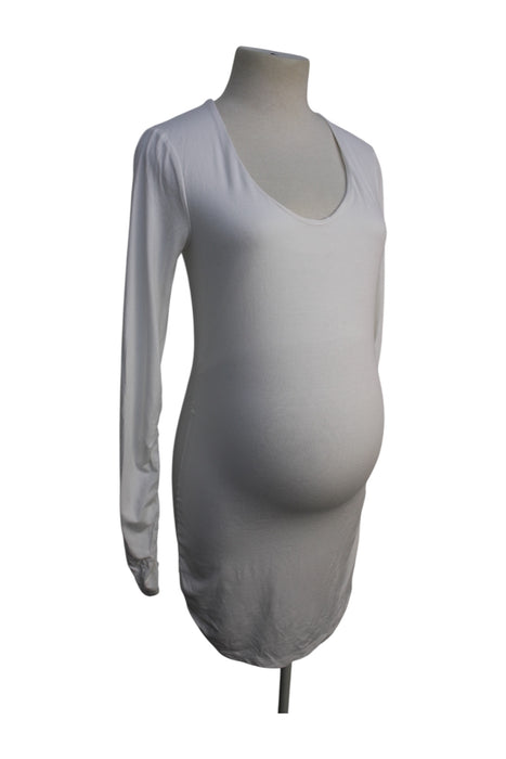 A White Long Sleeve Dresses from Isabella Oliver in size Maternity-XS for maternity. (Back View)