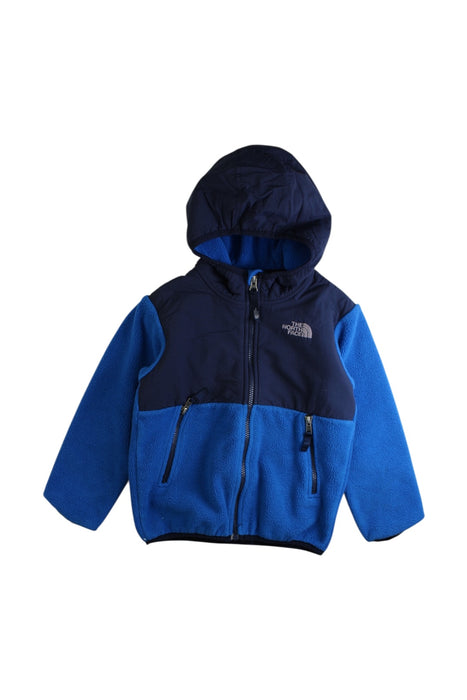 A Blue Puffer/Quilted Jackets from The North Face in size 5T for boy. (Front View)