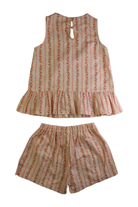 A Beige Shorts Sets from Laranjinha in size 6T for girl. (Back View)