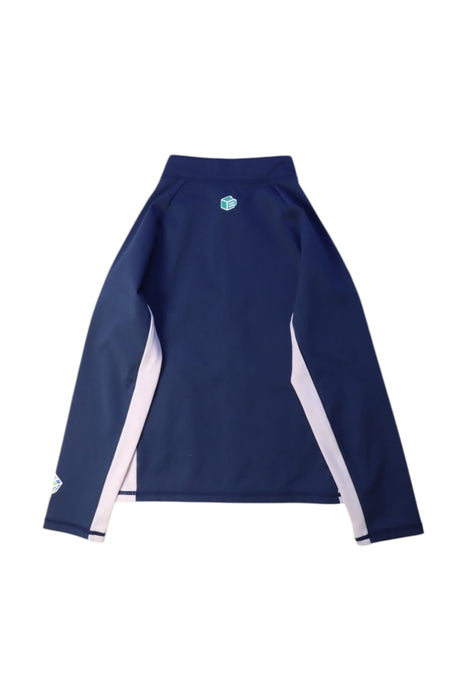 A Navy Rash Guards from Barrel in size 7Y for boy. (Back View)