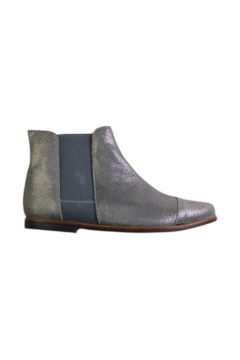 A Metallic Booties from Jacadi in size 7Y for girl. (Front View)