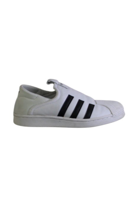 A White Slip Ons from Adidas in size 12Y for boy. (Front View)