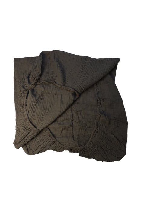 A Green Blankets from Numero 74 in size O/S for neutral. (Back View)