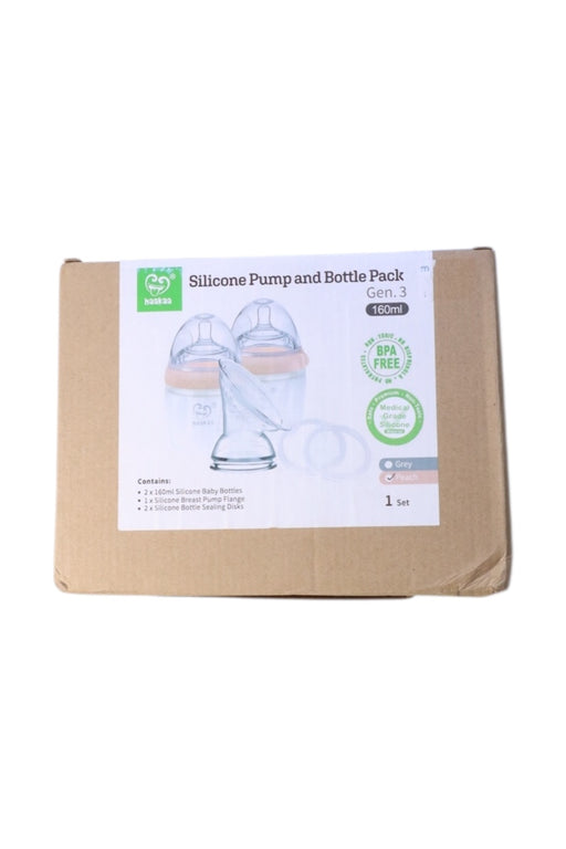 A Beige Utensils & Containers from Haakaa in size O/S for neutral. (Front View)