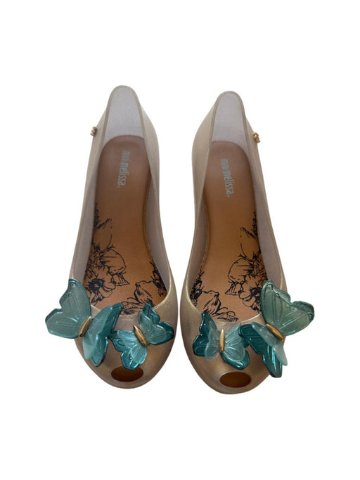 A Beige Flats from Mini Melissa in size 7Y for girl. (Front View)