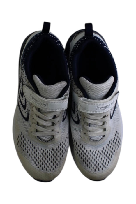 A White Sneakers from Hampton Classics in size 12Y for boy. (Back View)