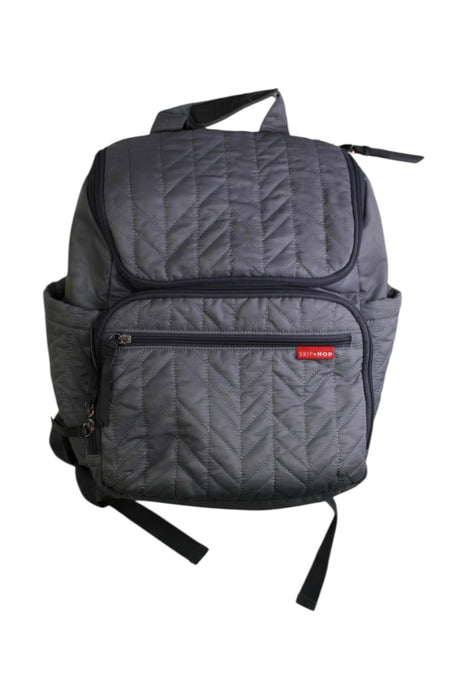 A Grey Diaper Bags from Skip Hop in size O/S for maternity. (Front View)