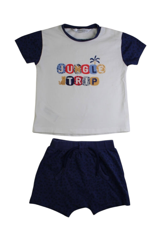 A White Shorts Sets from Mayoral in size Newborn for boy. (Front View)