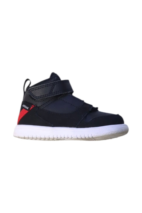 A Black Sneakers from Air Jordan in size 18-24M for neutral. (Front View)