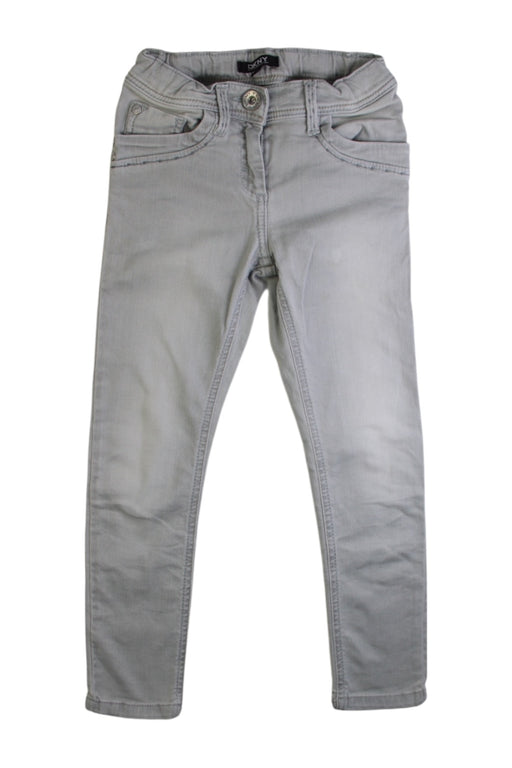 A Grey Jeans from DKNY in size 6T for girl. (Front View)