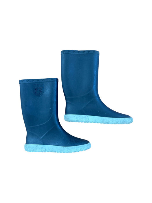 A Blue Rain Boots from BOATILUS in size 9Y for neutral. (Front View)