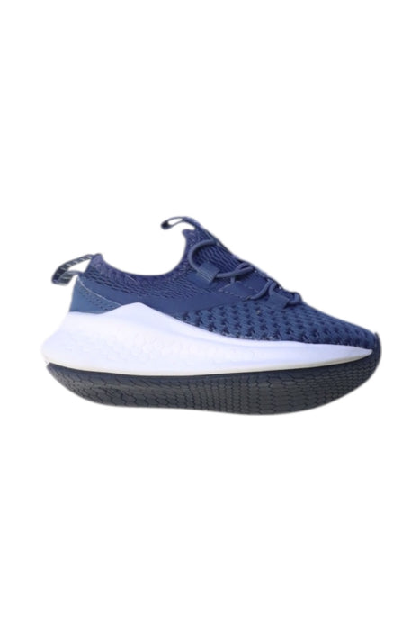A Blue Sneakers from New Balance in size 12-18M for boy. (Front View)