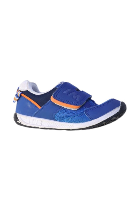 A Blue Sneakers from IFME in size 4T for neutral. (Front View)
