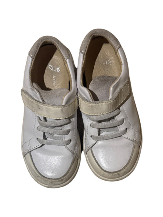 A White Sneakers from Jacadi in size 3T for neutral. (Front View)