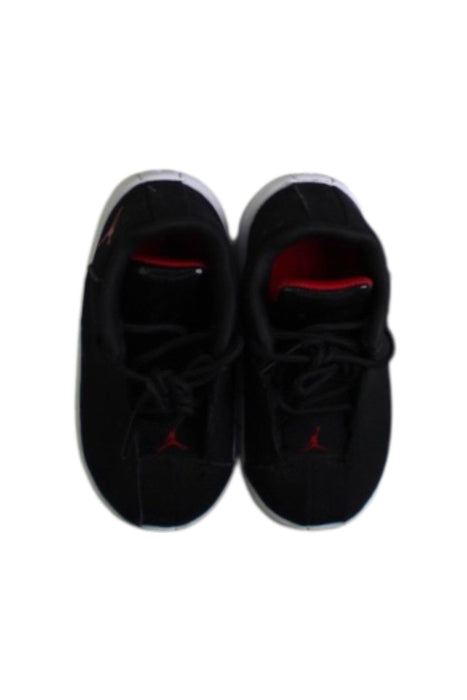 A Black Sneakers from Air Jordan in size 12-18M for boy. (Back View)