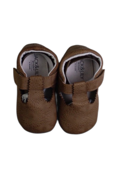 A Brown Flats from Jack & Lily in size 18-24M for girl. (Back View)