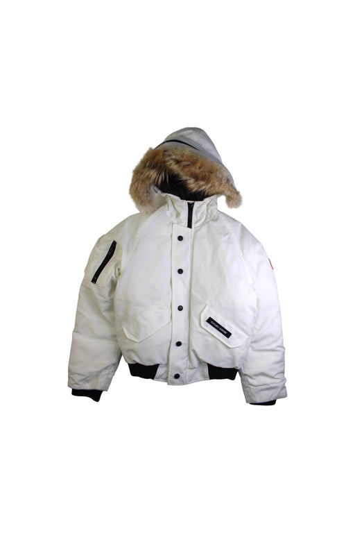 A White Puffer/Quilted Coats & Outerwear from Canada Goose in size 7Y for neutral. (Front View)