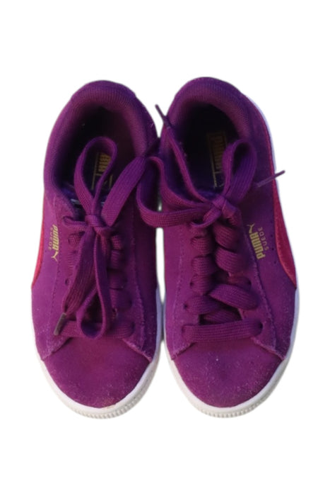 A Purple Sneakers from Puma in size 5T for neutral. (Back View)