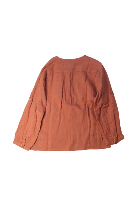 A Orange Long Sleeve Shirts from Château de Sable in size 6T for boy. (Back View)