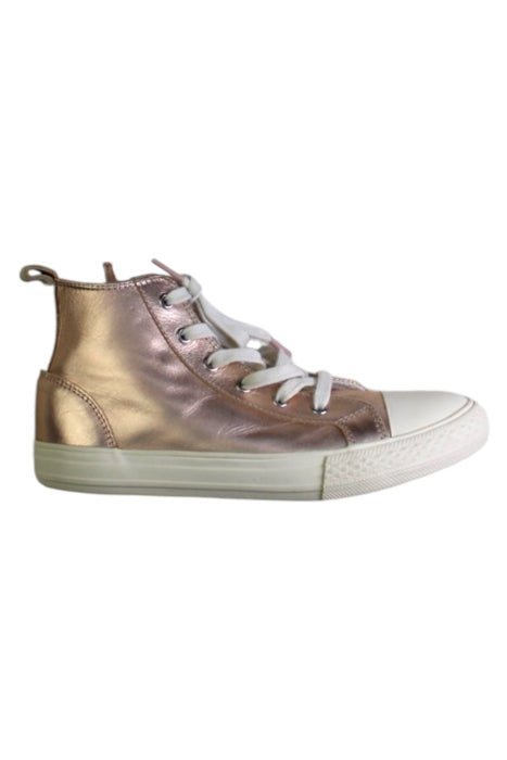A Metallic Sneakers from Boden in size 9Y for girl. (Front View)