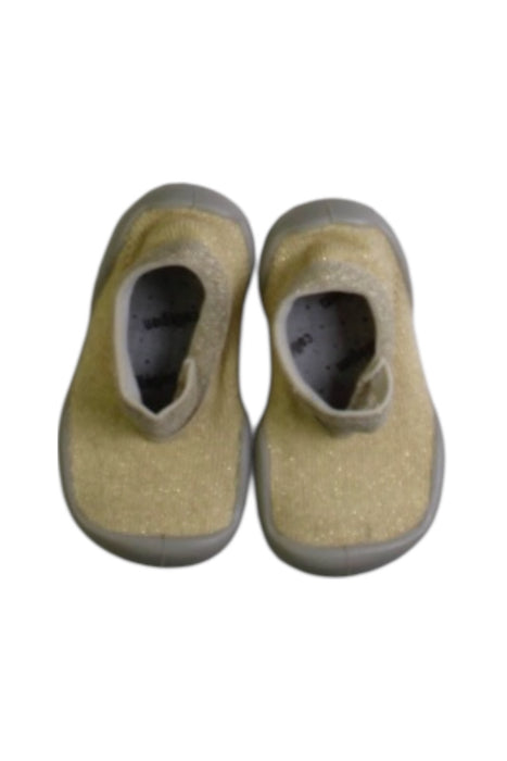 A Yellow Slippers from Collegien in size 12-18M for girl. (Back View)