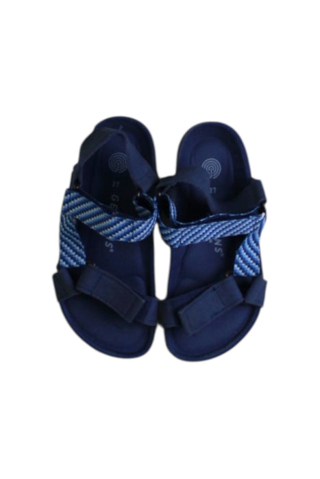A Navy Sandals from Genuins in size 4T for boy. (Back View)