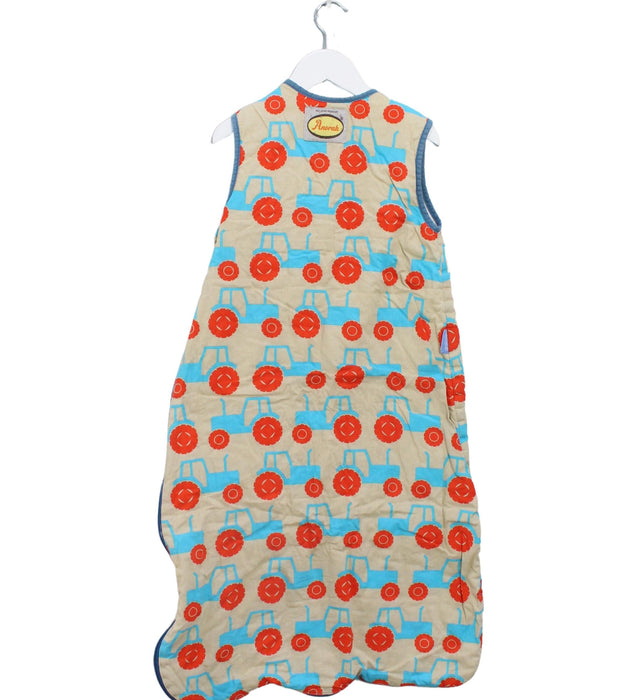 A Multicolour Sleepsacs from The Gro Company in size 6-12M for boy. (Back View)