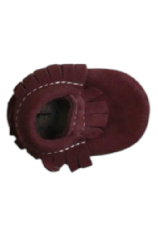 A Burgundy Loafers & Moccasins from Minimoc in size 12-18M for girl. (Front View)