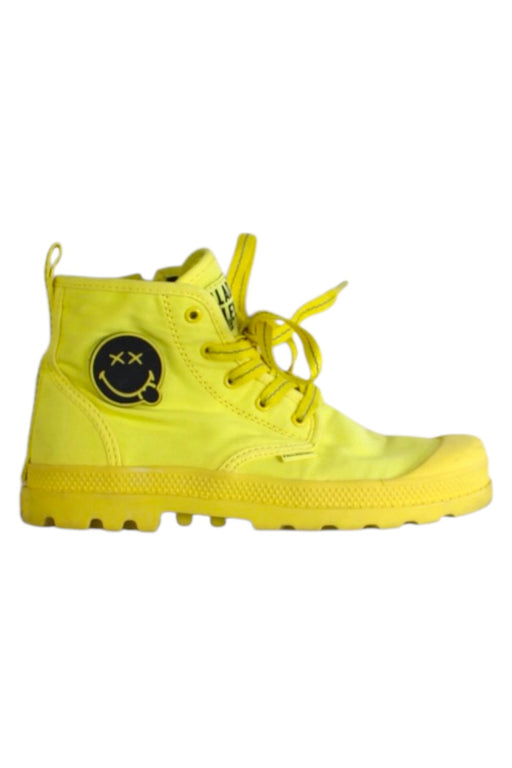 A Yellow Sneakers from Palladium in size 7Y for boy. (Front View)