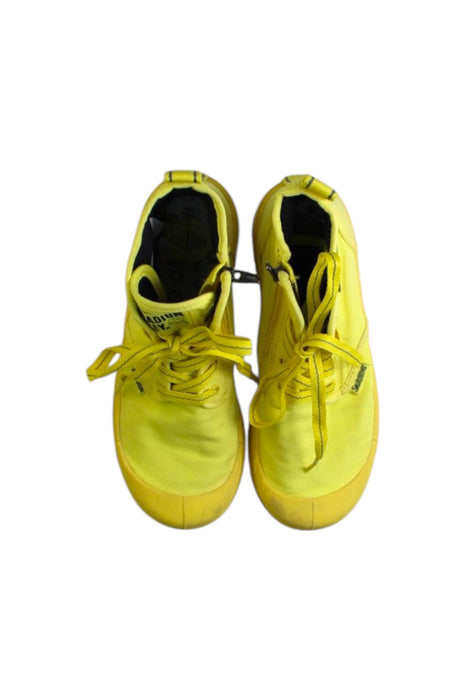 A Yellow Sneakers from Palladium in size 7Y for boy. (Back View)
