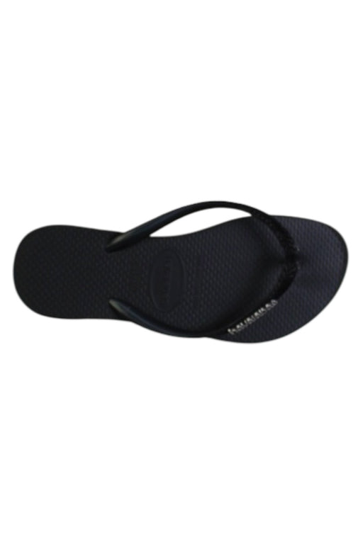 A Black Flip Flops from Havaianas in size 10Y for girl. (Front View)