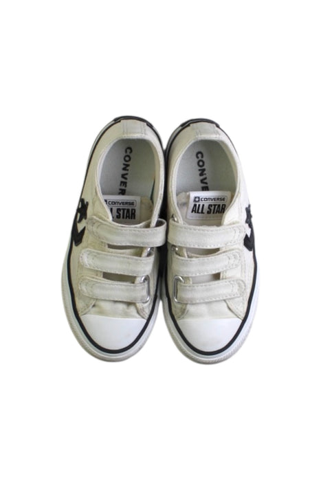 A White Sneakers from Converse in size 5T for boy. (Back View)