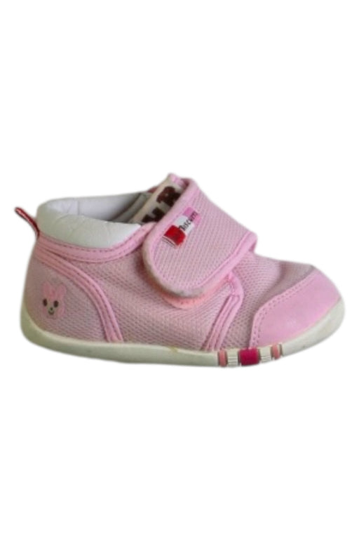 A Pink Sneakers from Hot Biscuits Mikihouse in size 18-24M for girl. (Front View)