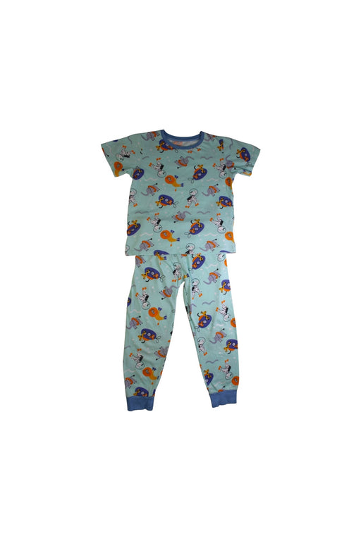 A Multicolour Pyjama Sets from Mothercare in size 5T for boy. (Front View)