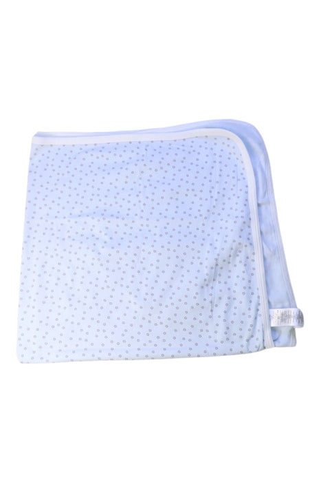 A Blue Blankets from Petit Bateau in size O/S for boy. (Front View)