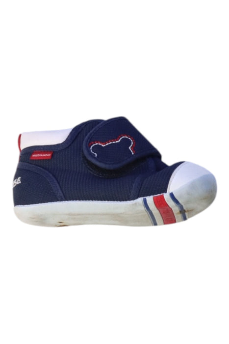 A Navy Sneakers from Miki House in size 18-24M for boy. (Front View)