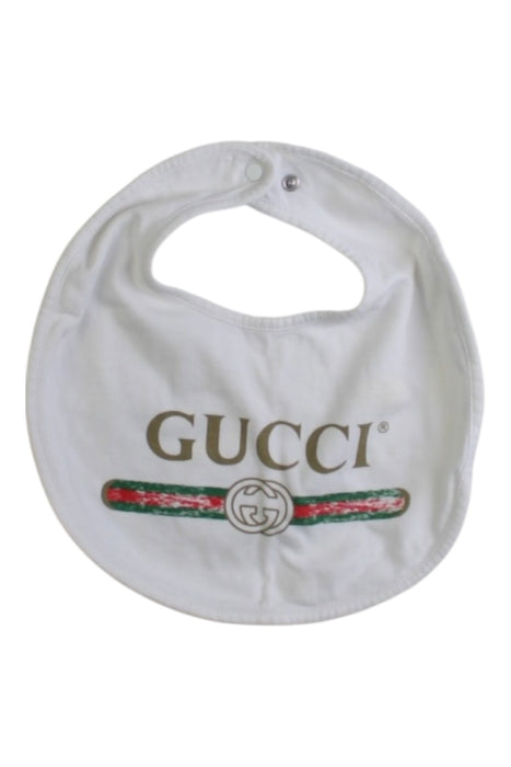 A White Bibs from Gucci in size 12-18M for neutral. (Front View)