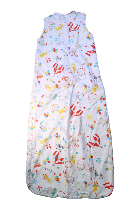 A Multicolour Sleepsacs from The Gro Company in size 3T for neutral. (Back View)